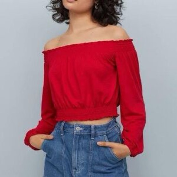 DIVIDED H&M Red Off the Shoulder Crop-Top Shirt Size Small - Picture 1 of 7